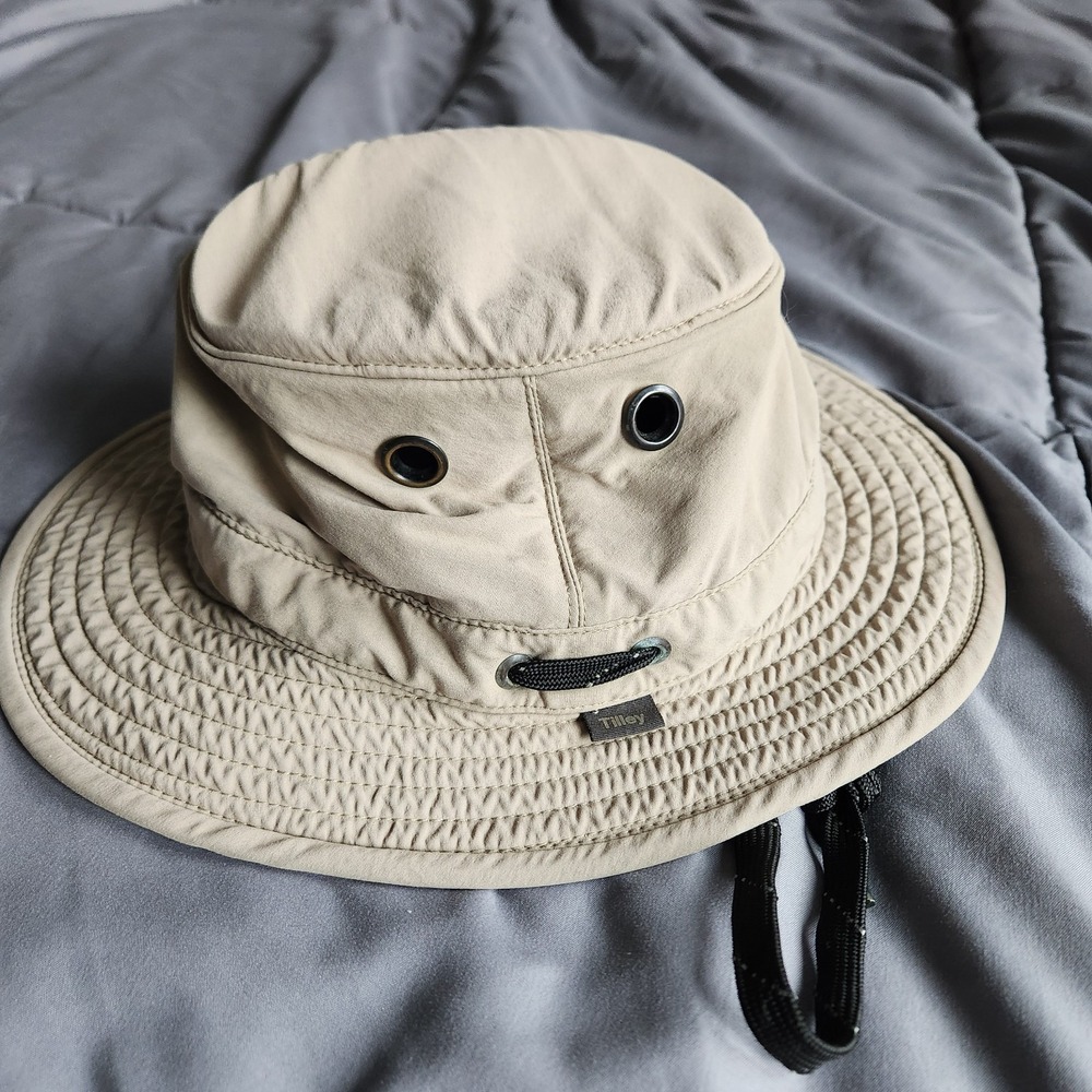 Tilley LT5B Hat Tan Fedora Rain Sun Cap Size 7 1/8 (57cm)  EXCELLENT CONDITION
